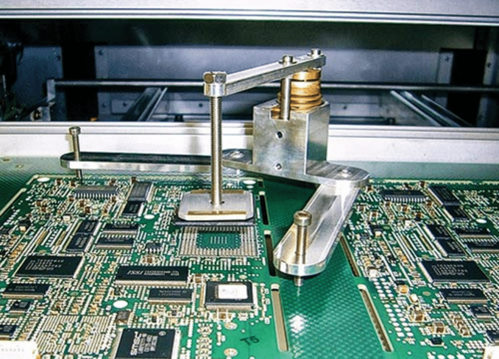 Dessoudage des PCBa en brasage phase vapeur